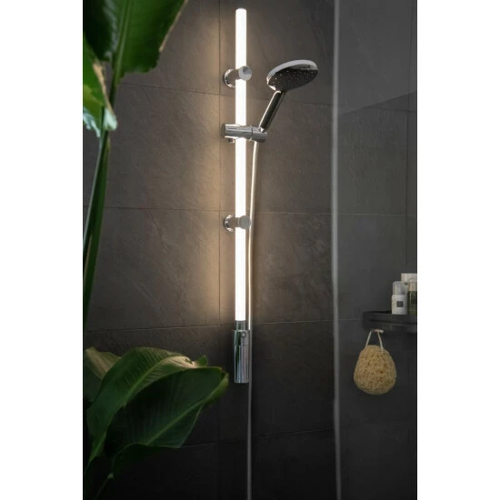 Wenko LED Duschstangen-Set 94 Cm RGB + Warmweiß 6 Wenko LED Duschstangen-Set 94 Cm RGB + Warmweiß – Bild 4