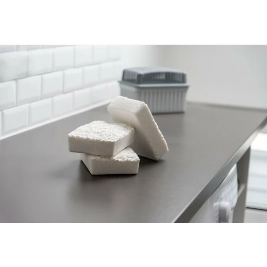 WENKO 3er Set Nachfüllpack Für Raumentfeuchter, Granulat-Block Für Bis Zu 1,4 L Feuchtigkeit | Nachfüllblock Ideal Für Auto, Dachboden, Garage, Keller, Waschküche, Zimmer, Wohnwagen Bis 80 M³ 11 WENKO 3er Set Nachfüllpack Für Raumentfeuchter, Granulat-Block Für Bis Zu 1,4 L Feuchtigkeit | Nachfüllblock Ideal Für Auto, Dachboden, Garage, Keller, Waschküche, Zimmer, Wohnwagen Bis 80 M³ – Bild 9