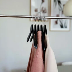 Wenko Kleiderbügel Paris Schwarz 5er Set 15 Wenko Kleiderbügel Paris Schwarz 5er Set -Günstiges Wenko Geschäft unnamed file 18071