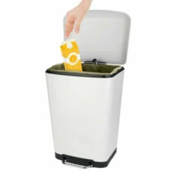 Wenko Treteimer Studio Easy-Close Weiß 30 L -Günstiges Wenko Geschäft unnamed file 18608