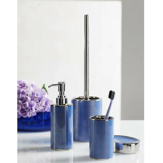 Wenko WC-Garnitur Nuria Silber/Blau 7 Wenko WC-Garnitur Nuria Silber/Blau – Bild 5