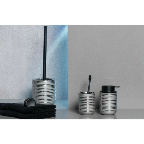 Wenko WC-Garnitur Vilalba Keramik 11 Wenko WC-Garnitur Vilalba Keramik – Bild 9