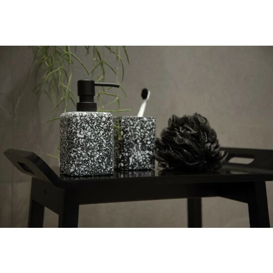 Wenko Seifenspender Terrazzo Schwarz 7 Wenko Seifenspender Terrazzo Schwarz – Bild 5