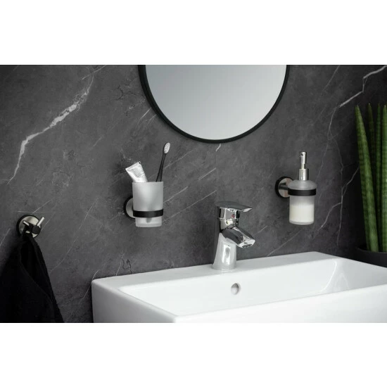 Wenko UV-Loc® Zahnputzbecherhalter Udine 4 Wenko UV-Loc® Zahnputzbecherhalter Udine – Bild 2